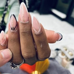 cl nailsbeautye7be8ee794b2e5ba97efbc89