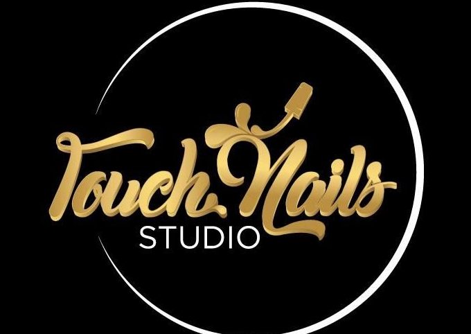 de touch nail studio
