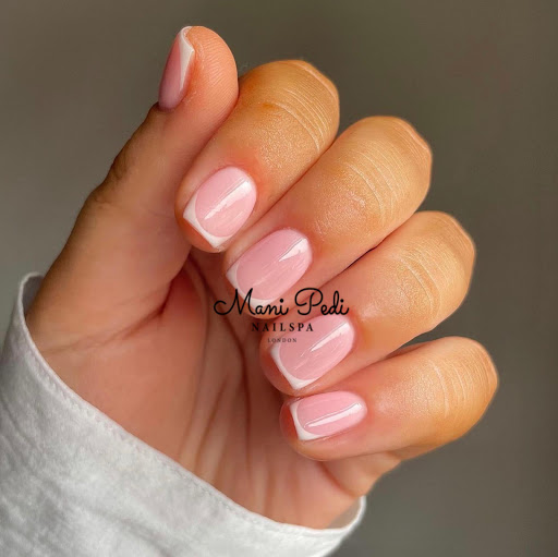 Mani Pedi London x Café