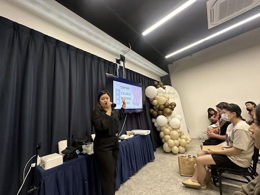 J de House Nail Supply & Beauty Academy