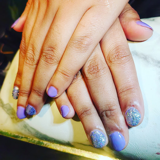 Shinee's Nail Spa and Henna Station