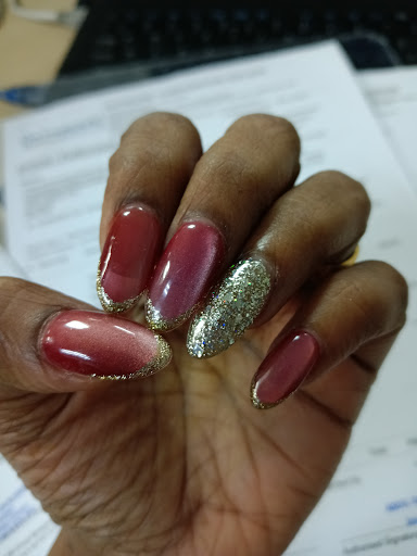 Nails Icity