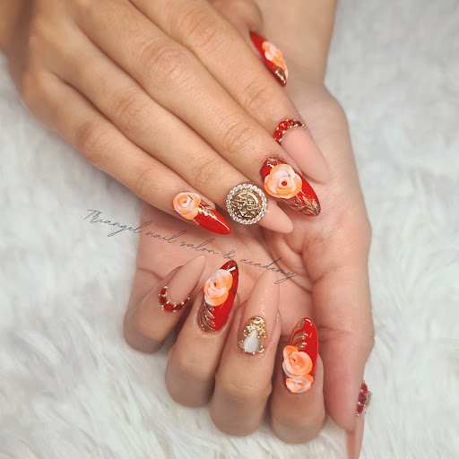 Triangel Nail Salon & Academy