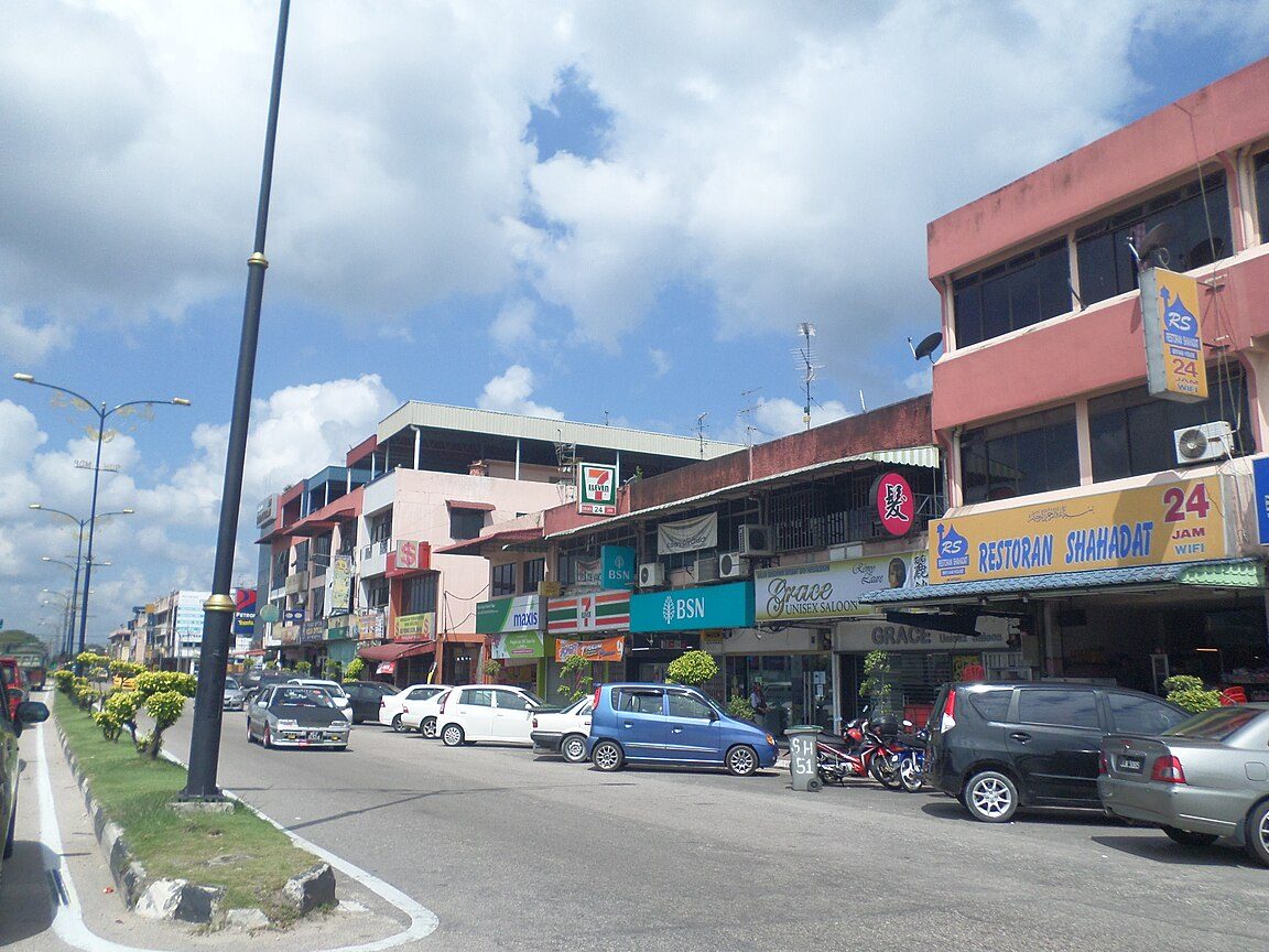 Grace Saloon Pekan Nanas 1 grace saloon pekan nanas