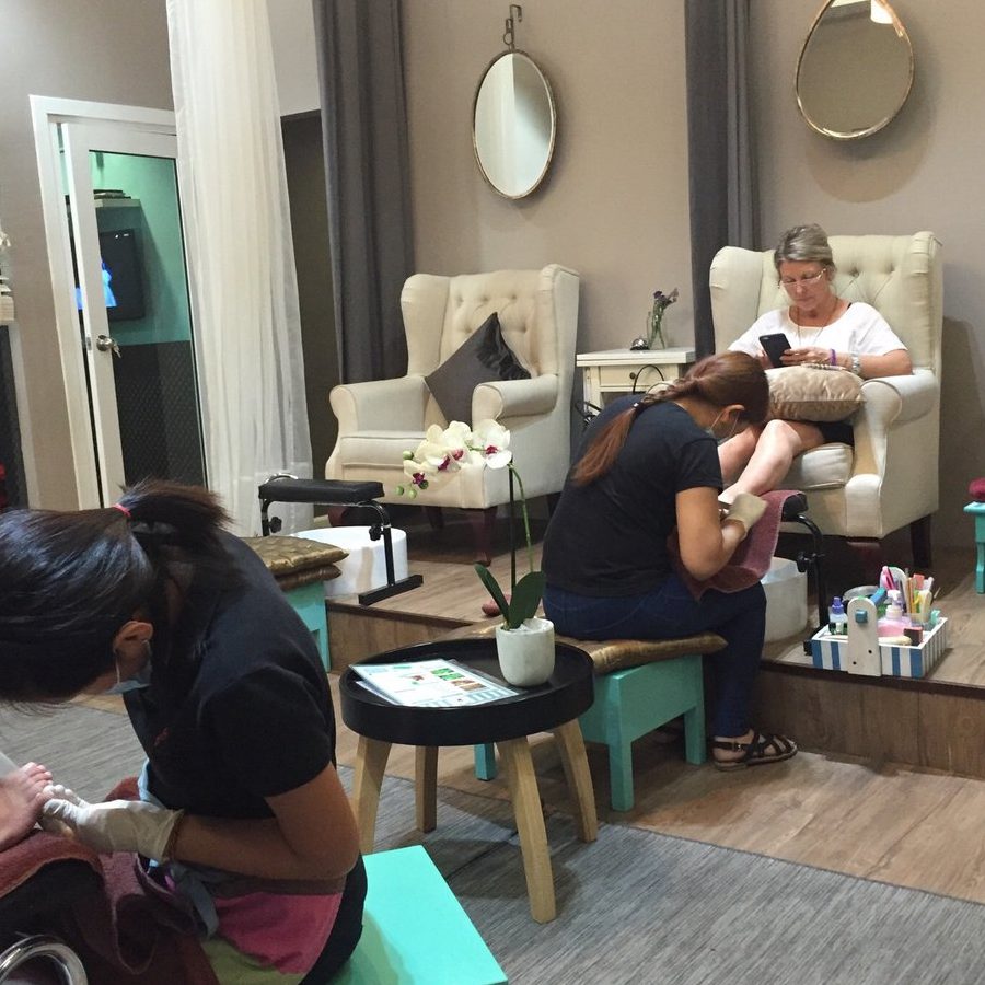 nail paradise publika