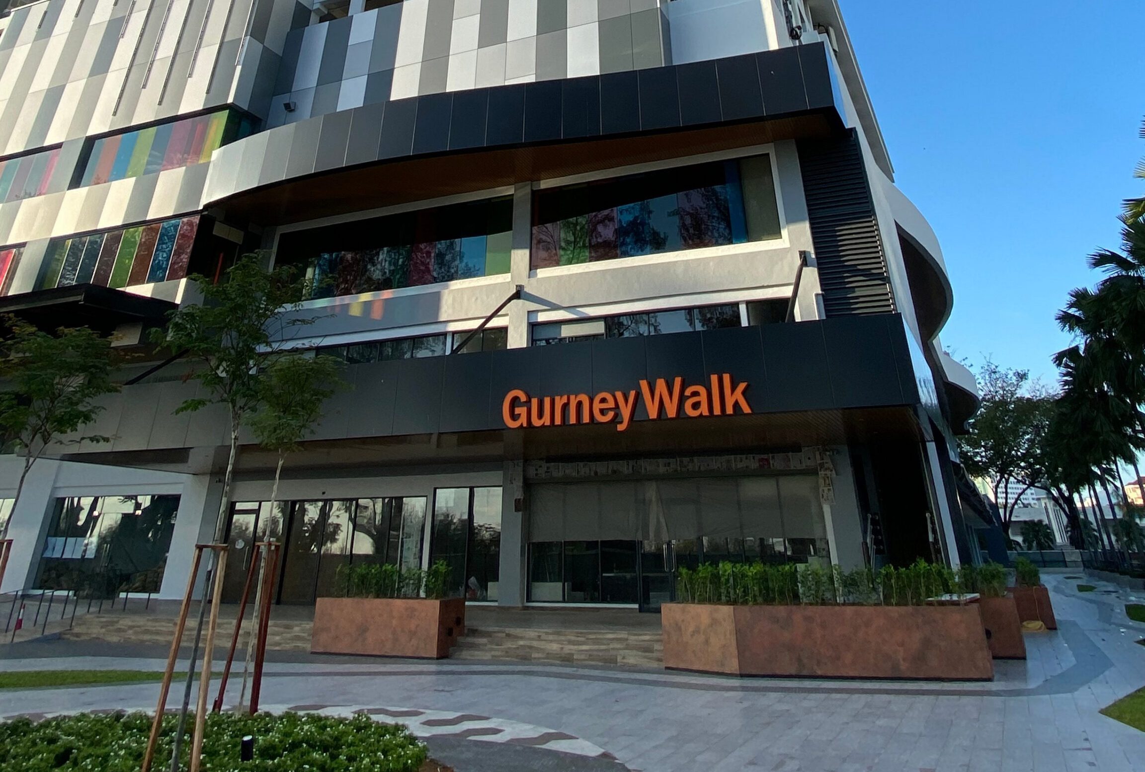 nail world gurney walk