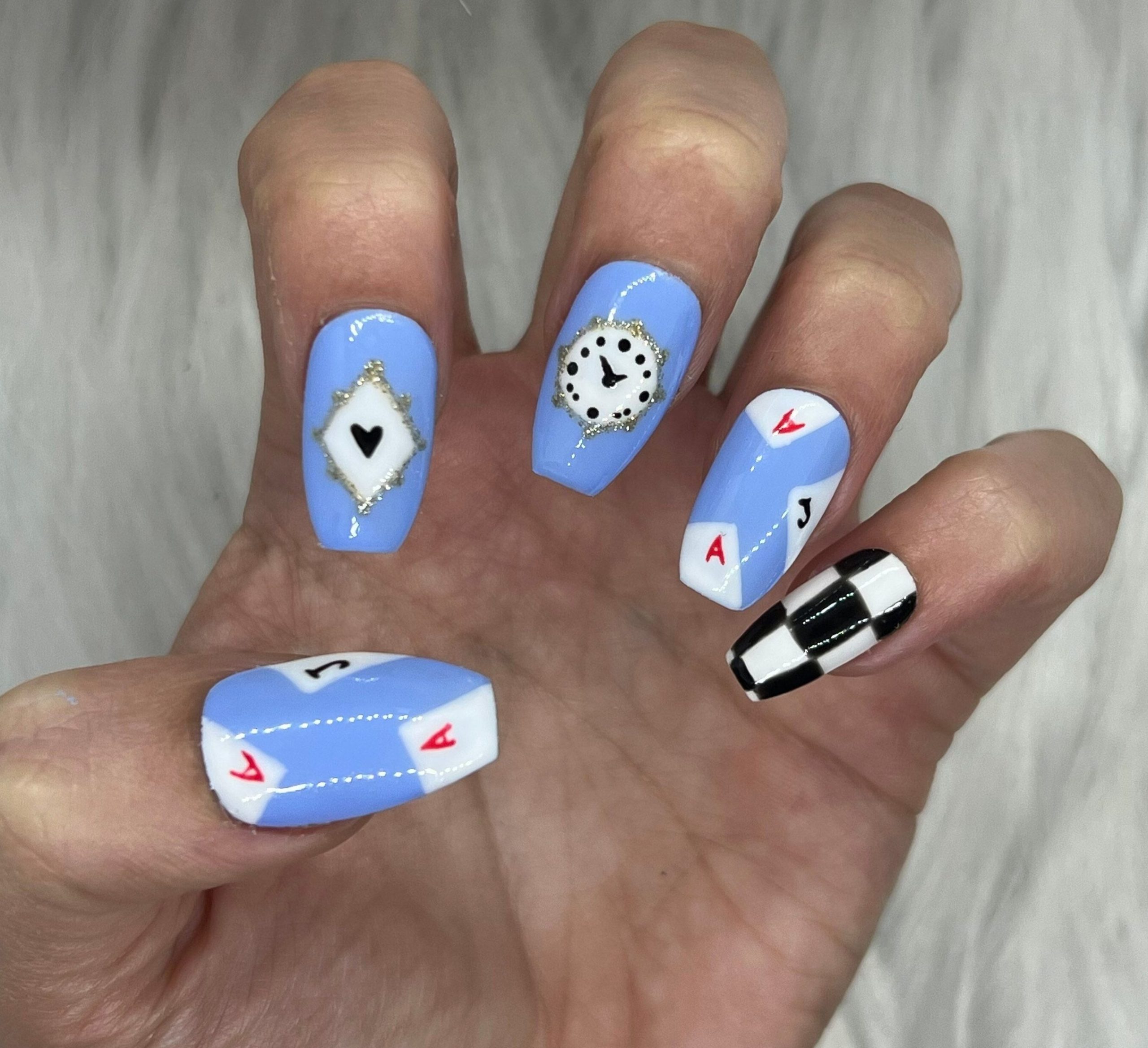 nails by alice scaled