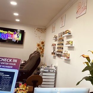 nine star hair nail salon