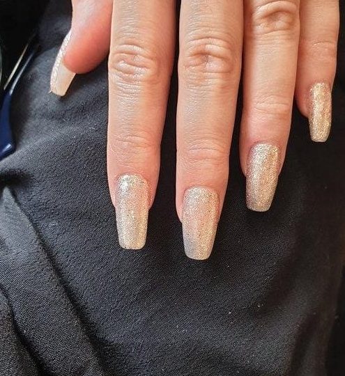 salon kuku terbaik di batu feringgi